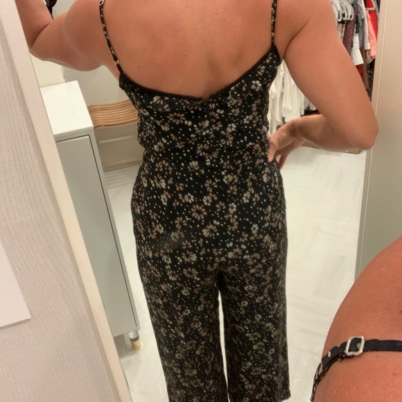 Jumpsuit - Picture 5 of 10